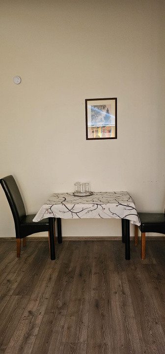 Studio 50 mp, pretabil si pt activitate birou sau regim hotelier, situat Central