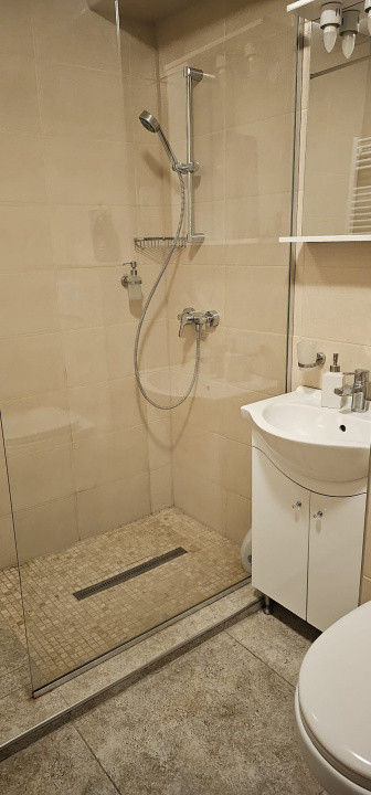 Studio 50 mp, pretabil si pt activitate birou sau regim hotelier, situat Central