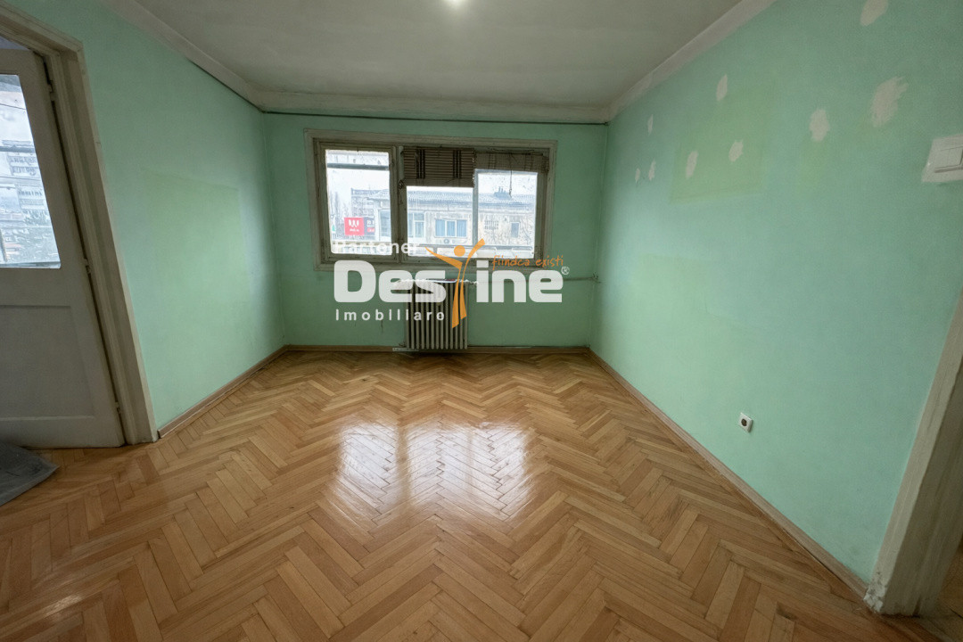 Apartament 2 camere, semidecomandat, 49 mp, etaj 4/4 - Bulevardul Primăverii