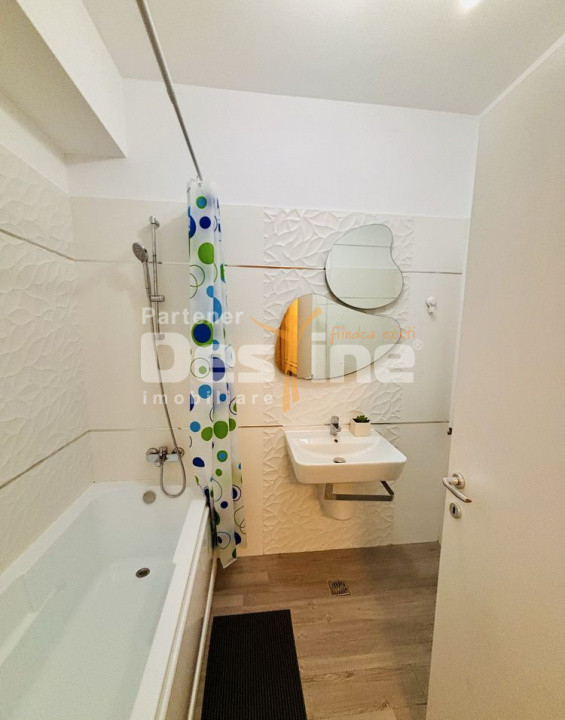 Apartament 3 camere+balcon generos, vedere Palatul Parlamentului, 13 Septembrie