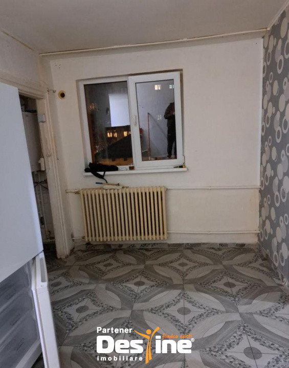 Apartament 3 camere, centrala terminca, bloc reabilitat, Rahova