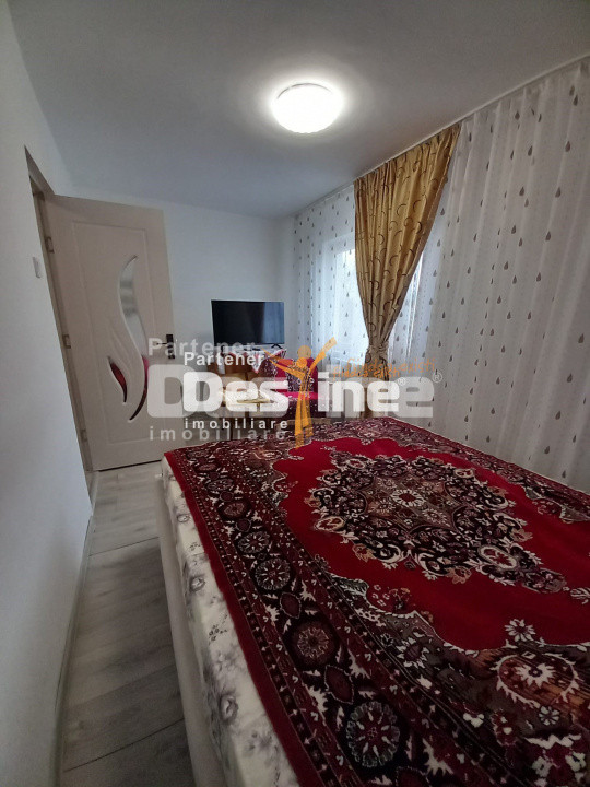 Apartament 2 camere 37 mp renovat mobilat utilat Tudor Vladimirescu, Roman