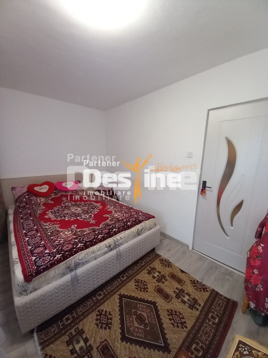 Apartament 2 camere 37 mp renovat mobilat utilat Tudor Vladimirescu, Roman