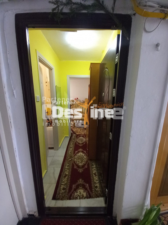 Apartament 2 camere 37 mp renovat mobilat utilat Tudor Vladimirescu, Roman