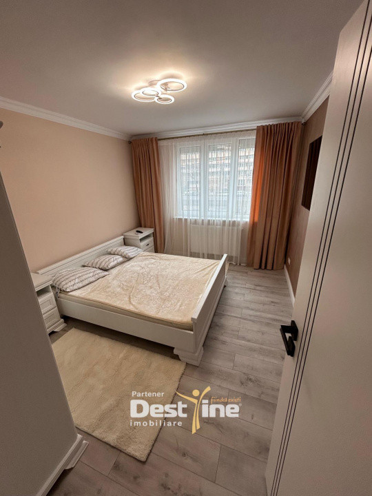 Apartament Lux 3 camere 87mp central cu 2parcare 700€