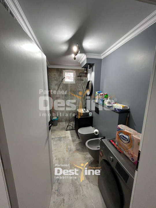 Apartament Lux 3 camere 87mp central cu 2 parcari 600€