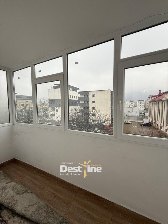 Apartament de inchiriat 2 camere 50Mp central 300euro