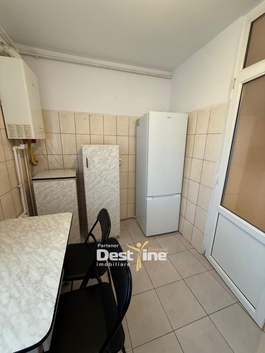 Apartament de inchiriat 2 camere 50Mp central 300euro