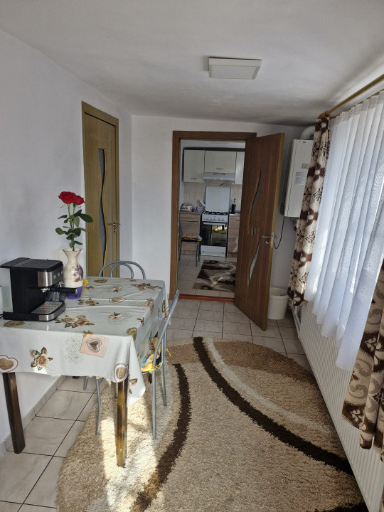 Casă frumoasă - zonă liniștită