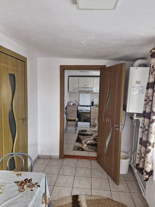 Casă frumoasă - zonă liniștită