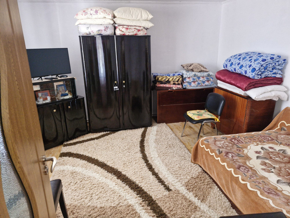 Casă frumoasă - zonă liniștită