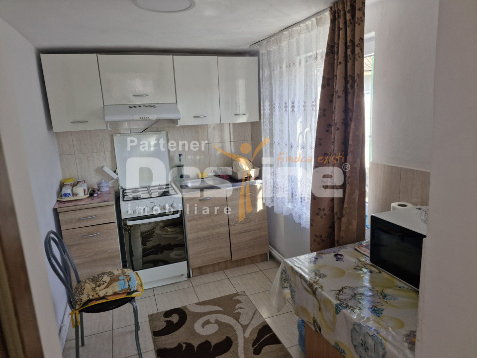 Casă frumoasă - zonă liniștită