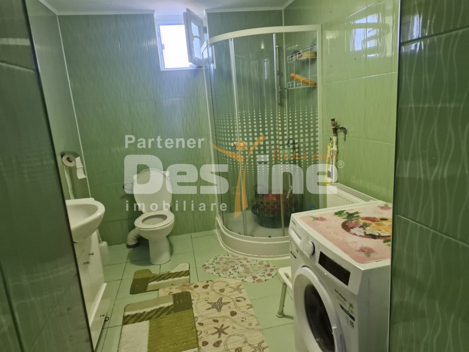 Casă frumoasă - zonă liniștită