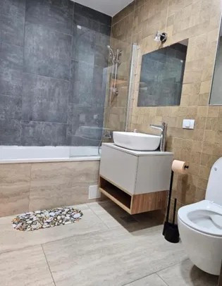 Studio 45 mp, etaj intermediar, cu loc de parcare si balcon, Tractorul - Coresi