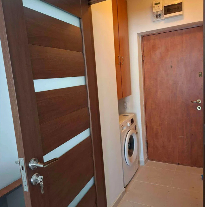 Garsoniera la prima inchiriere, renovata, ultracentrala, zona Victoriei