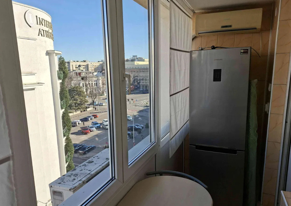 Garsoniera la prima inchiriere, renovata, ultracentrala, zona Victoriei