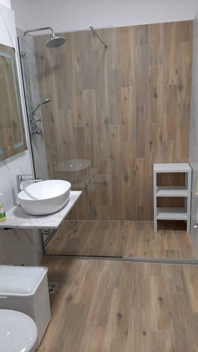 Studio la etaj intermediar,  loc de parcare propriu si balcon, Vivamus Residence