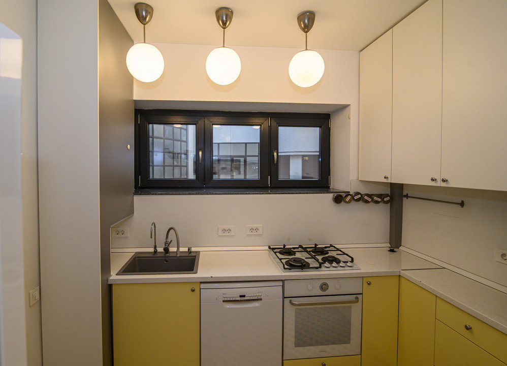 Calea Victoriei | Apartament unic 140 mp, 5 camere | Imobil Art Deco interbelic 