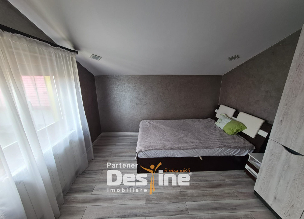 Casa individuala 96,50 mp utili, P+M - 175 mp teren - curte, utilitati- Aviatiei