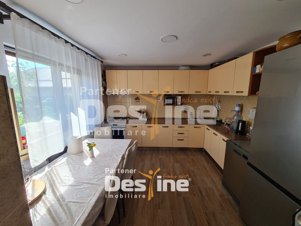 Casa individuala 96,50 mp utili, P+M - 175 mp teren - curte, utilitati- Aviatiei