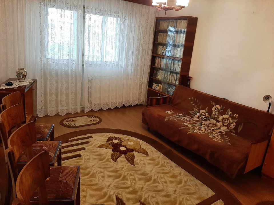 Apartament cu 2 camere decomandat , situat in cartierul Astra, Calea Bucuresti