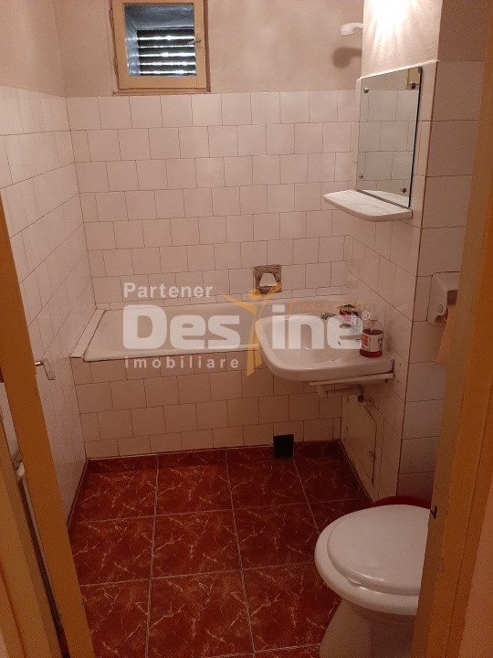 Apartament cu 2 camere decomandat , situat in cartierul Astra, Calea Bucuresti