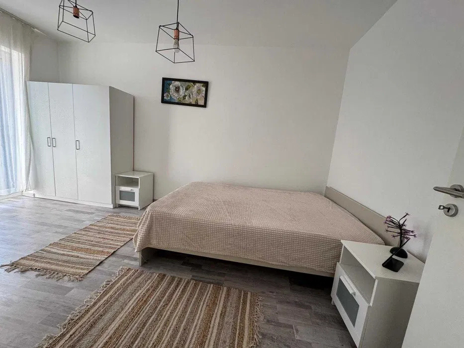Apartament  2 camere 56 mp decomandat, 2 balcoane, situtat in Avantgarden faza 4