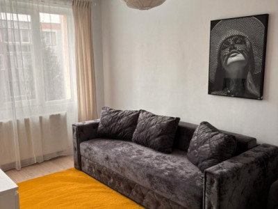 Apartament cu 2 camere decomandat, etaj intermediar, situat in cartierul Astra