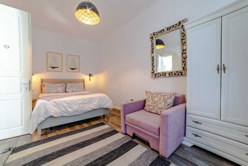 Apartament Cu 2 Camere, Centrul Orașului – La Doar Cativa Pasi!