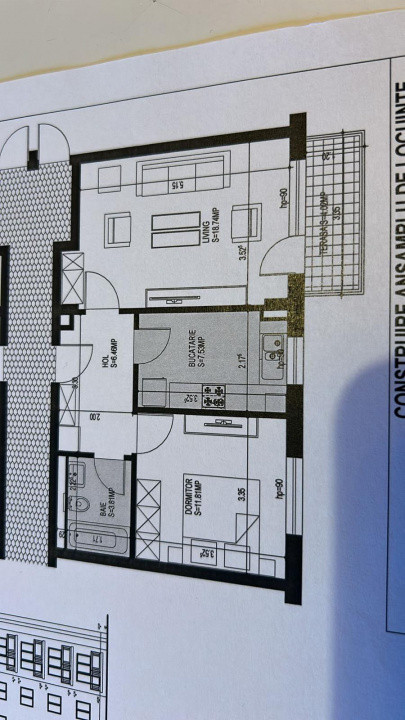 Apartament cu 2 camere mobilat utilat, cu loc de parcare parcare, zona Coresi