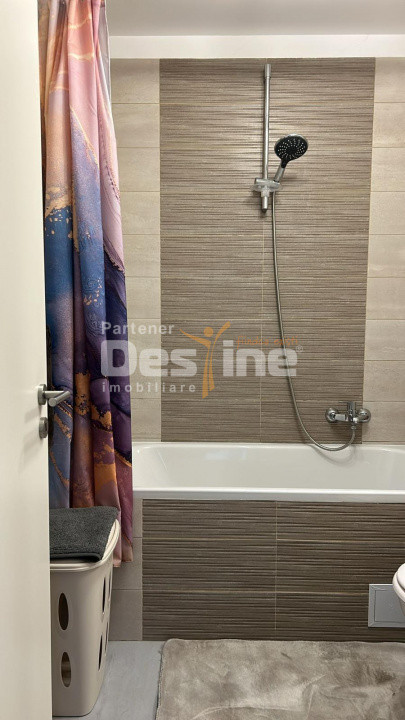 Apartament cu 2 camere mobilat utilat, cu loc de parcare parcare, zona Coresi