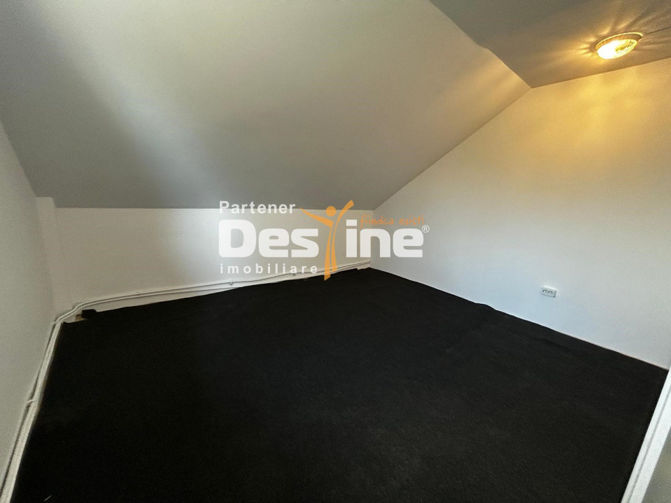 Casă de închiriat Copou 5CD 100MP parter+mansarda+terasa si gradina 700MP