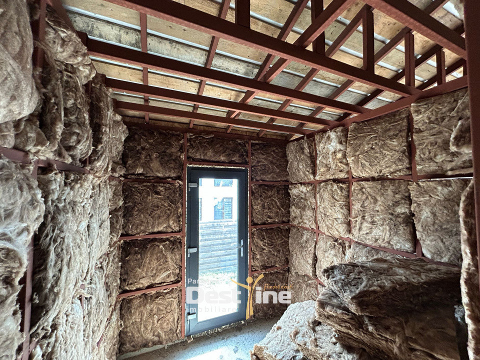 Casa Girov 100mp 56.000€ 560mp Teren