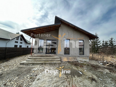 Casa Girov 100mp 56.000€ 560mp Teren