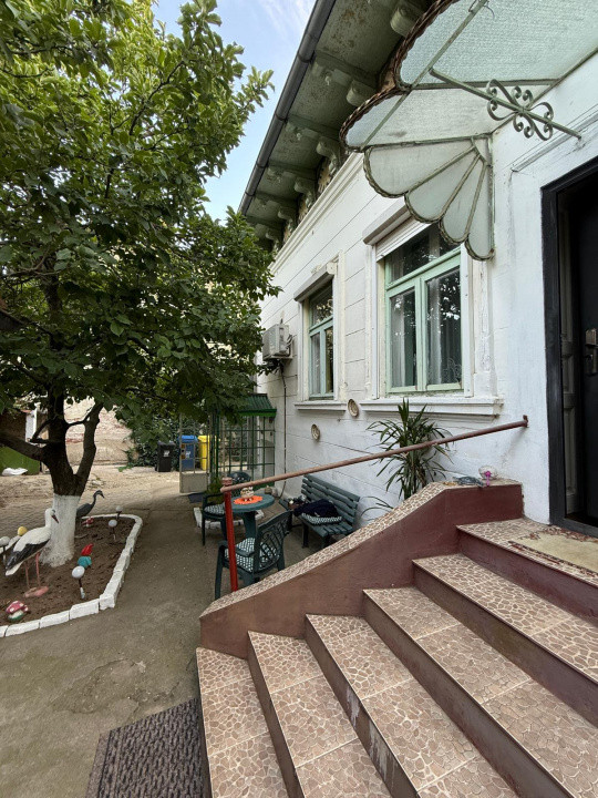 Casa zona centrala, teren 800 mp 