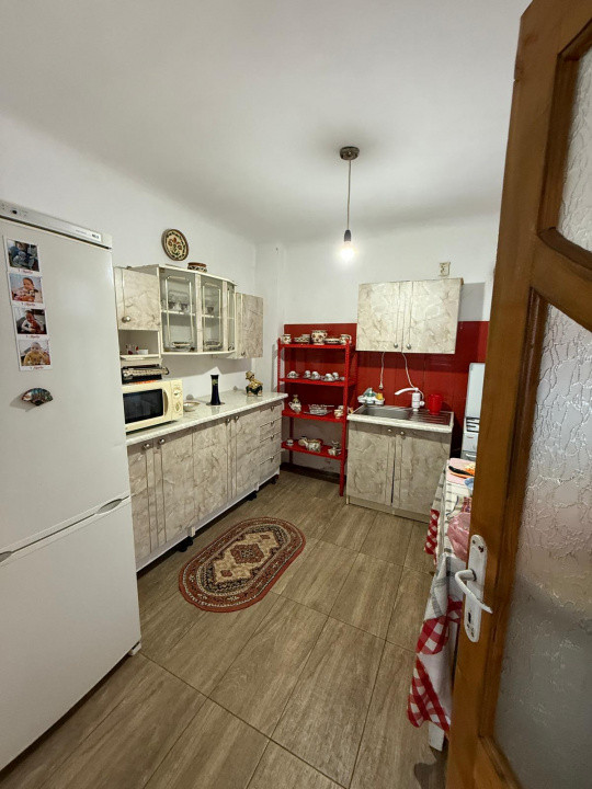 Casa zona centrala, teren 800 mp 