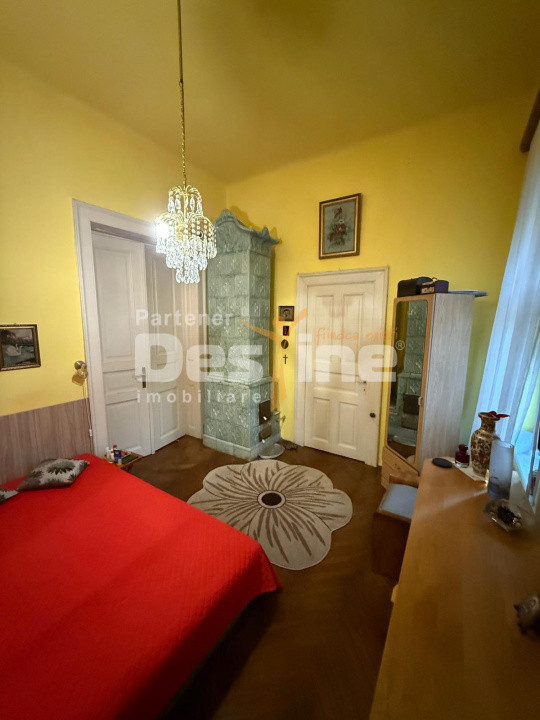 Casa zona centrala, teren 800 mp 