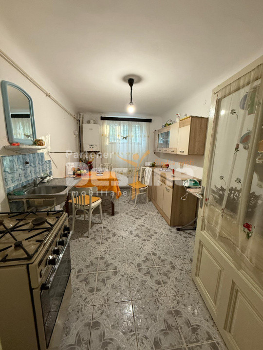 Casa zona centrala, teren 800 mp 