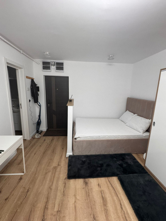 Garsonieră de vânzare – Militari 