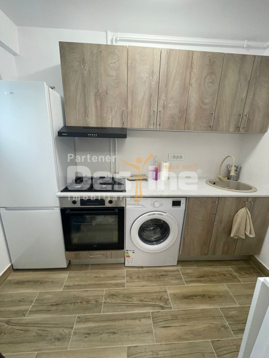 Garsonieră de vânzare – Militari 