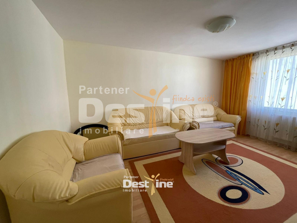 Chirie apartament 4 camere 88 mp mobilat și utilat - Centru