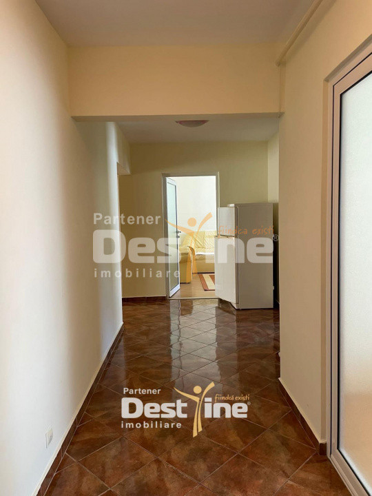 Chirie apartament 4 camere 88 mp mobilat și utilat - Centru