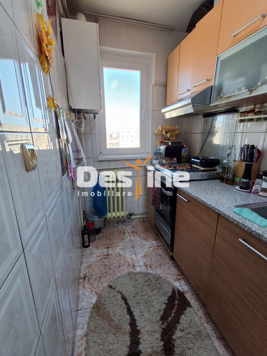 Apartament  3 camere, semidecomandat, Alexandru Cel Bun, 89.900 EURO