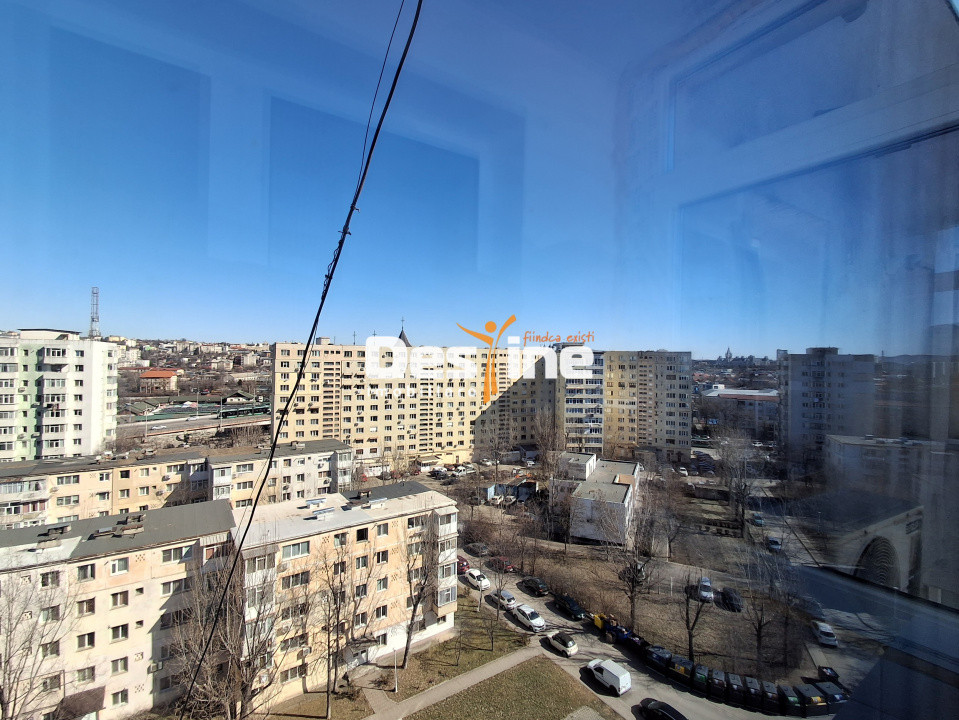 Apartament  3 camere, semidecomandat, Alexandru Cel Bun, 89.900 EURO