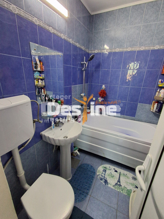 Apartament  3 camere, semidecomandat, Alexandru Cel Bun, 89.900 EURO
