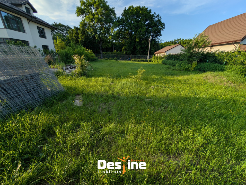 Dobrovăț - Casă la Roșu P+1+Pod 129 mp Utili 1000 mp Teren