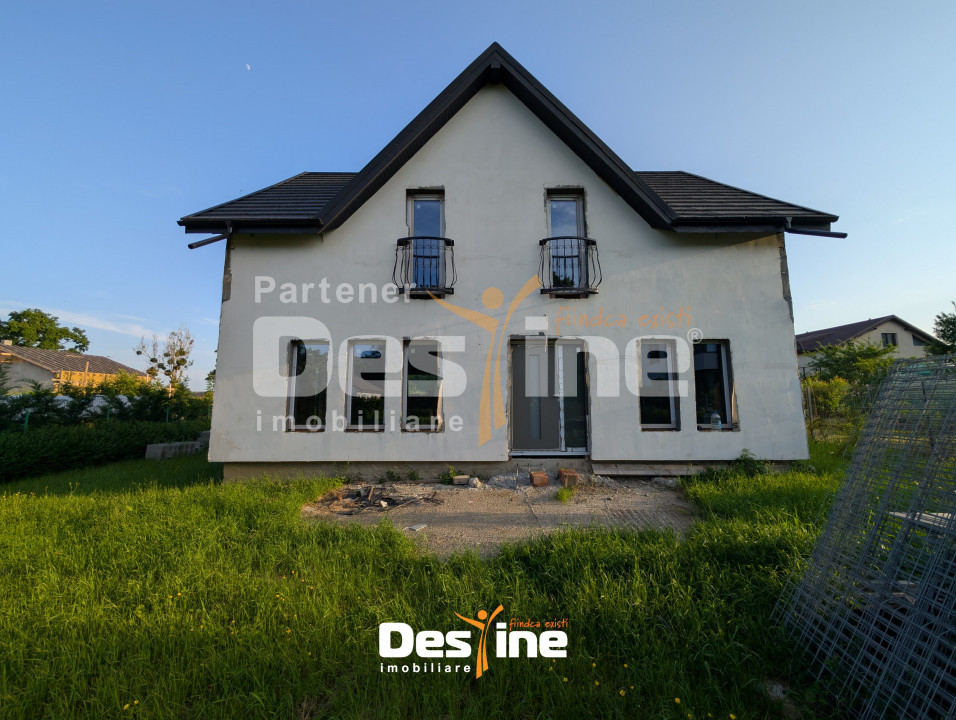 Dobrovăț - Casă la Roșu P+1+Pod 129 mp Utili 1000 mp Teren