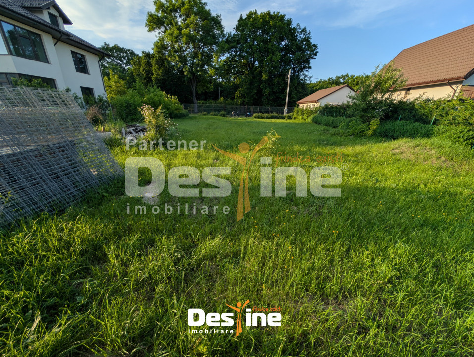 Dobrovăț - Casă la Roșu P+1+Pod 129 mp Utili 1000 mp Teren