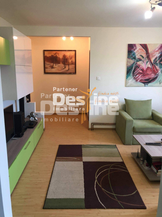 Apartament cu 2 camere, semidecomandat, etaj 4/4, 50 mp, finisat - ultracentral