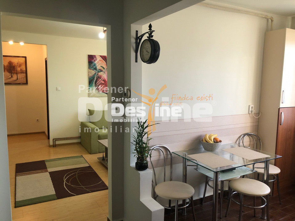 Apartament cu 2 camere, semidecomandat, etaj 4/4, 50 mp, finisat - ultracentral